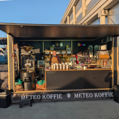 Meo kofie singurul prajitor de cafea mobil din Europa